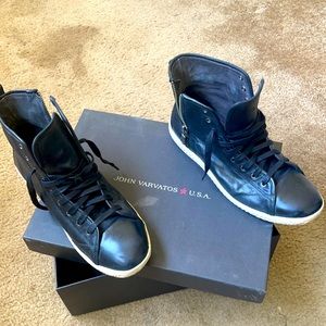 John Varvatos Mens 9.5 sneakers !